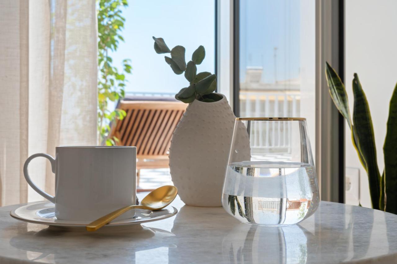 Luxurious Apartment With Big Sea View Terrace - Central Location Atenas Exterior foto